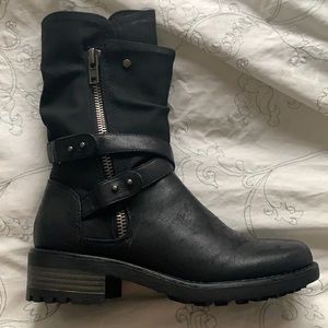 Carlos by Carlos Santana Black Motto Boots. 9 1/2